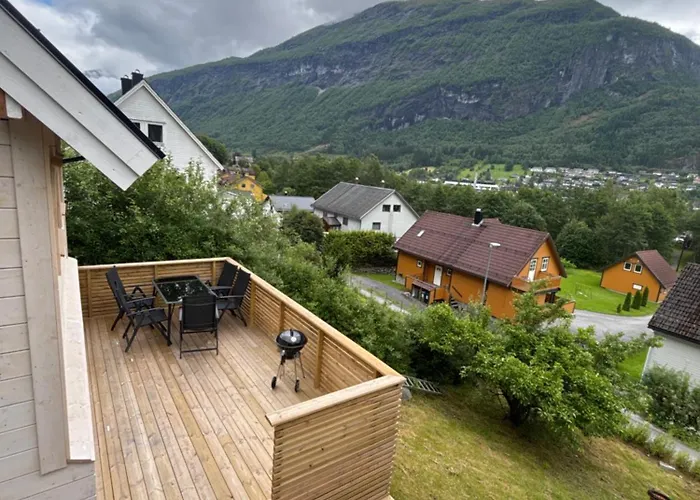 Vikavegen Stryn